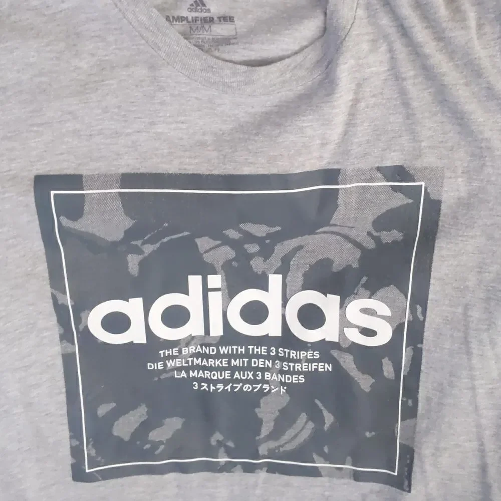 Men's Adidas amplifier tshirt gray size medium